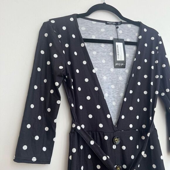 Nasty Gal Women's Polka Dots Plunging Button-Down Slit Dress Black/ White 4 NWT - Picture 6 of 10